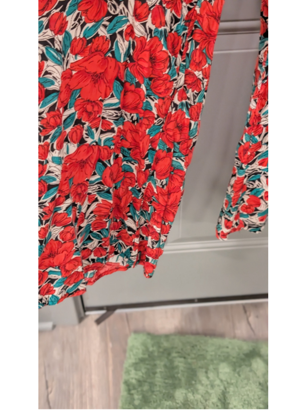 Women's Valija Gitana floral, Red and Teal jumpsuit - Picture 3 of 11